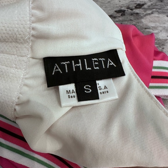 Athleta women's Sz S pink criss cross shelf bra tank top. - Picture 9 of 10